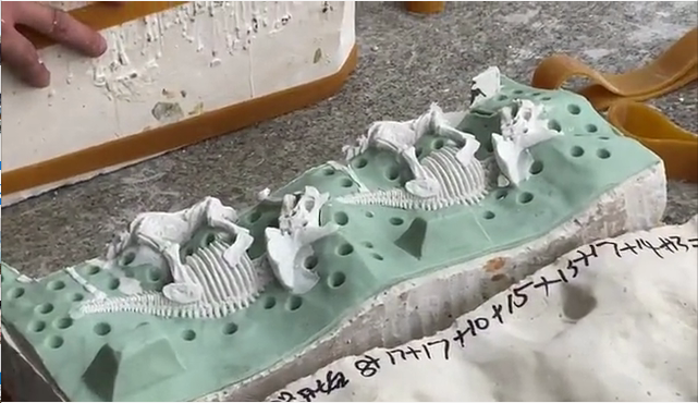 怎么操作注射成型硅膠 ？