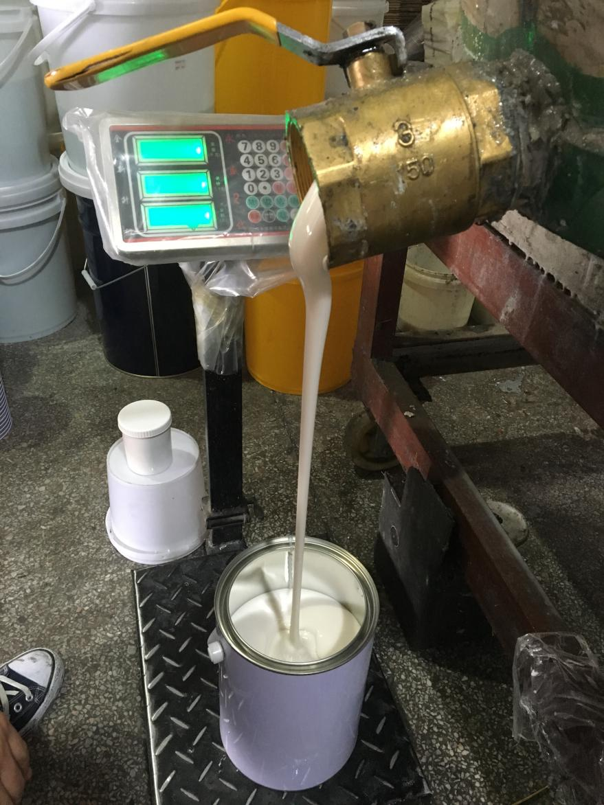 液態硅膠產品出現流紋路的原因是什么？