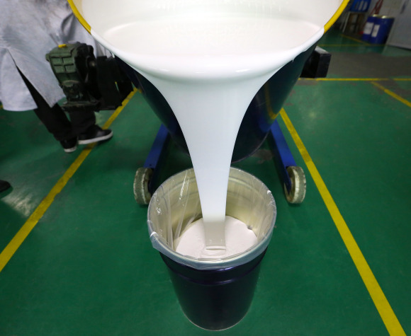 液體硅膠硬度如何影響脫模效果？